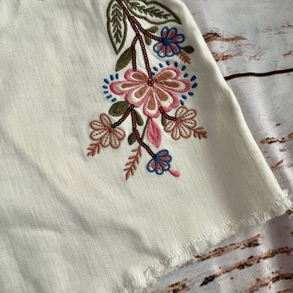 NWT Abercrombie Kids relaxed short - Picture 3 of 7